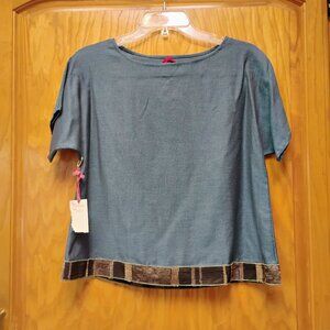 Sue Williams Design Carmel, CA top with vintage trim. Size small to medium. NWT